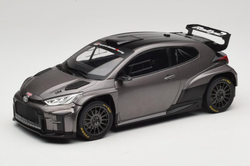 Toyota GR Yaris Rally2 Gri IXO 1:18 18CMC210 Metal
