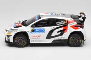 Toyota GR Yaris Rally2 #37 Y. Yamamoto Rally Finland 2024 IXO 1:18 18RMC212A Metal - imaginea 3 din 6