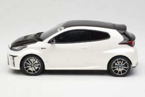 Toyota GRMN Yaris Rally Package Alb Otto 1:18 OT1071 Rășină - imaginea 3 din 6