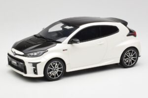 Toyota GRMN Yaris Rally Package Alb Otto 1:18 OT1071 Rășină