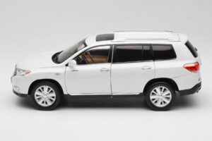 Toyota Highlander XU40 Alb Paudi Model 1:18 2043612-W1 Metal - imaginea 4 din 8