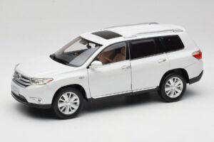 Toyota Highlander XU40 Alb Paudi Model 1:18 2043612-W1 Metal