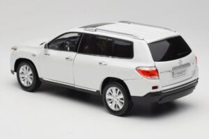 Toyota Highlander XU40 Alb Paudi Model 1:18 2043612-W1 Metal - imaginea 7 din 8