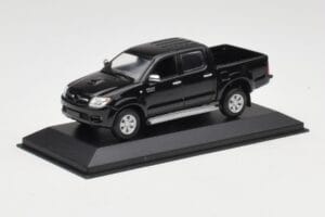 Toyota Hilux Negru Minichamps 1:43 400166662 Metal - imaginea 2 din 4