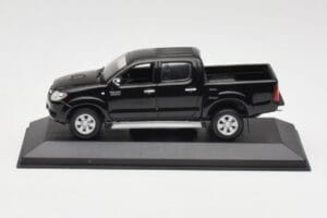 Toyota Hilux Negru Minichamps 1:43 400166662 Metal