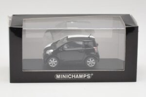 Toyota iQ Negru & Alb Geneva Motor Show 2009 Minichamps 1:43 400166801 Metal - imaginea 4 din 4