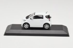 Toyota iQ Alb Minichamps 1:43 TOYOTA009 Metal
