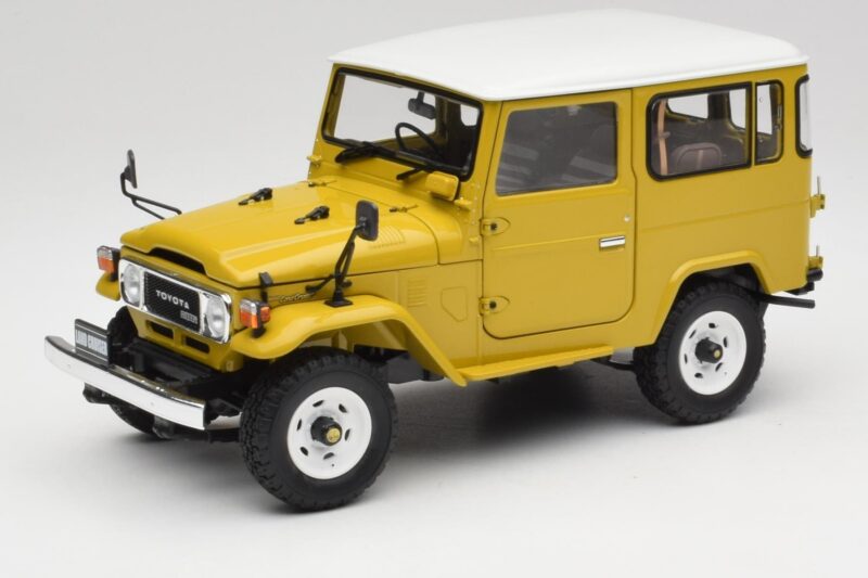 Toyota Land Cruiser FJ40 Galben Muștar Kyosho 1:18 08971Y Metal