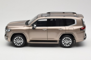 Toyota Land Cruiser LC300 ZX Auriu LCD 1:18 LCD18013-ZX-GO Metal - imaginea 4 din 8