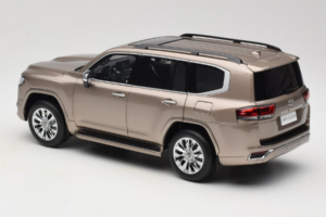 Toyota Land Cruiser LC300 ZX Auriu LCD 1:18 LCD18013-ZX-GO Metal - imaginea 7 din 8