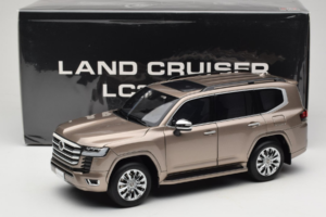 Toyota Land Cruiser LC300 ZX Auriu LCD 1:18 LCD18013-ZX-GO Metal - imaginea 8 din 8