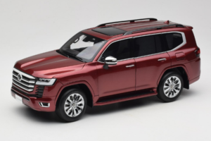 Toyota Land Cruiser LC300 ZX Roșu LCD 1:18 LCD18013-ZX-RE Metal