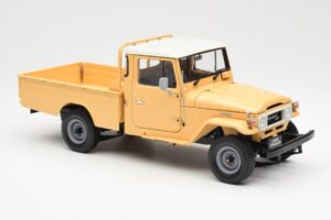 Toyota Land Cruiser Pickup Bej Kyosho 1:18 08958BE Metal - imaginea 6 din 8