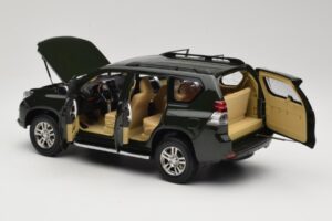 Toyota Land Cruiser Prado J150 Verde Paudi Model 1:18 623132-GR Metal - imaginea 5 din 8