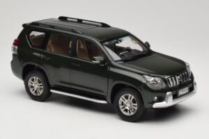 Toyota Land Cruiser Prado J150 Verde Paudi Model 1:18 623132-GR Metal - imaginea 6 din 8