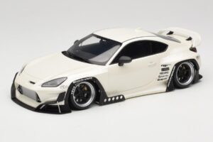Toyota Pandem GR86 ZN8 Crystal White GT Spirit 1:18 GT498 Rășină