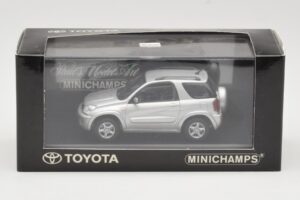 Toyota RAV4 XA20 Argintiu Interior Deschis Minichamps 1:43 31434205 Metal - imaginea 4 din 4