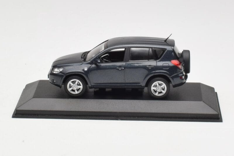 Toyota RAV4 XA30 Gri Minichamps 1:43 TOYOTA002 Metal