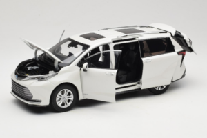 Toyota Sienna XL30 Alb OEM 1:18 TOYOTA013 Metal - imaginea 2 din 8