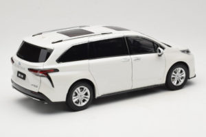 Toyota Sienna XL30 Alb OEM 1:18 TOYOTA013 Metal - imaginea 3 din 8