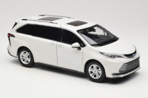Toyota Sienna XL30 Alb OEM 1:18 TOYOTA013 Metal - imaginea 6 din 8