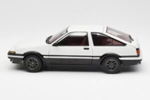 Toyota Sprinter Trueno AE86 New Initial D Movie Legend 1 AUTOart 1:18 78798 Metal - imaginea 4 din 8