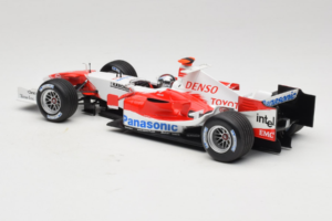 Toyota TF105 #16 J. Trulli Panasonic Toyota Racing 2005 Minichamps 1:18 100050016 Metal - imaginea 5 din 7