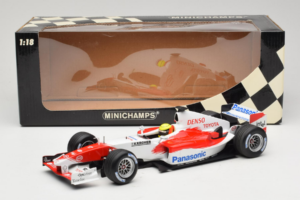 Toyota TF105 #17 R. Schumacher Panasonic Toyota Racing Showcar 2005 Minichamps 1:18 100050087 Metal - imaginea 7 din 7