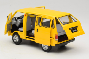 Toyota TJ110 Tianjin Huali Galben OEM 1:18 TOYOTA014 Metal - imaginea 5 din 8