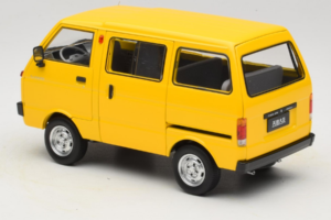 Toyota TJ110 Tianjin Huali Galben OEM 1:18 TOYOTA014 Metal - imaginea 7 din 8