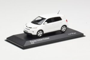 Toyota Urban Cruiser Alb Minichamps 1:43 400166960 Metal - imaginea 3 din 3