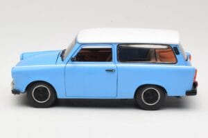 Trabant 601 Break Albastru Sun Star 1:18 4272 Metal - imaginea 4 din 8