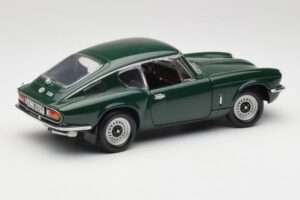 Triumph GT6 Mk3 Verde Sun Star 1:18 1055 Metal - imaginea 3 din 8