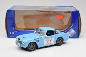 Triumph TR4 Rally Car Revell 1:18 8773 Metal - imaginea 8 din 8