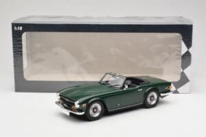 Triumph TR6 PI Verde Închis Minichamps 1:18 155132030 Metal - imaginea 6 din 6