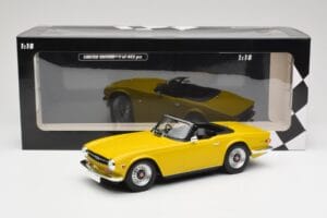 Triumph TR6 RHD Galben Minichamps 1:18 155132034 Metal - imaginea 6 din 6