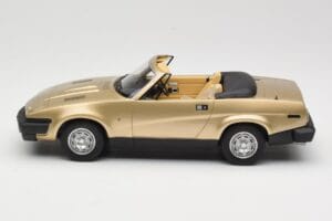 Triumph TR7 DHC Auriu BoS Models 1:18 BOS221 Rășină - imaginea 3 din 6
