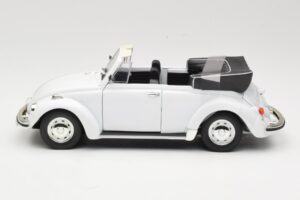 Volkswagen 1302 LS Cabriolet Alb Revell 1:18 8415 Metal - imaginea 4 din 8