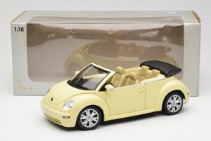 Volkswagen Beetle Cabriolet Galben Gate 1:18 VW24108 Metal - imaginea 8 din 8