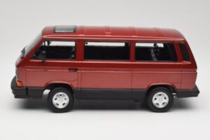 Volkswagen Bus T3 Multivan Magnum Mars Red Metallic KK-Scale 1:18 KKDC180991 Metal - imaginea 3 din 6