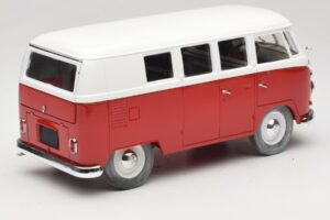 Volkswagen Combi T1 Roșu & Alb Solido 1:18 8031 Metal - imaginea 3 din 8