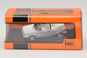 Volkswagen Golf Cabriolet Mk1 Alb IXO 1:43 CLC590N Metal - imaginea 4 din 4