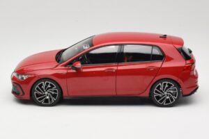 Volkswagen Golf GTI Mk8 Tornado Red Norev 1:18 188595 Metal - imaginea 4 din 8