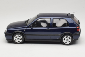 Volkswagen Golf Mk3 VR6 Albastru Închis Otto 1:18 OT046 Rășină - imaginea 3 din 6