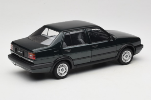 Volkswagen Jetta Mk3 CL Negru Icartime 1:18 JETTA001 Metal - imaginea 3 din 8