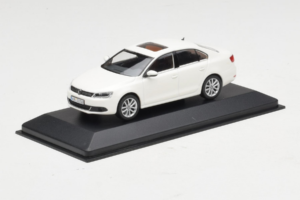 Volkswagen Jetta Mk6 Alb Minichamps 1:43 JETTA003 Metal - imaginea 2 din 4