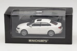 Volkswagen Jetta Mk6 Alb Minichamps 1:43 JETTA003 Metal - imaginea 4 din 4
