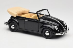 Volkswagen Broscuța Cabriolet Negru Maisto 1:18 37800-M6 Metal - imaginea 6 din 8