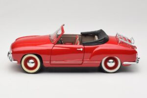 Volkswagen Karmann Ghia Cabriolet Roșu Solido 1:18 8058 Metal - imaginea 4 din 8