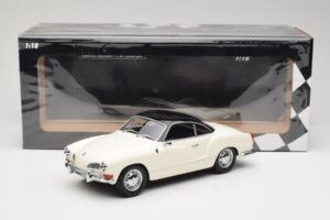 Volkswagen Karmann Ghia Crem Negru Minichamps 1:18 155054021 Metal - imaginea 6 din 6